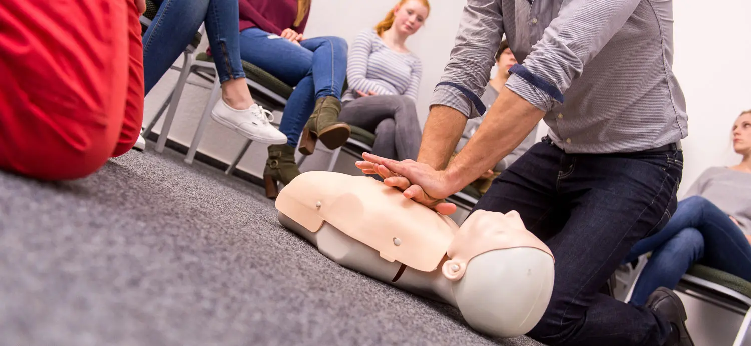 Erste-Hilfe-Kurs-01 Erste-Hilfe-Kurs-01